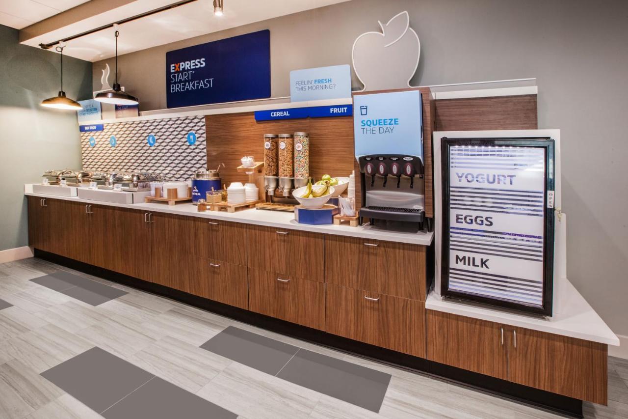 Holiday Inn Express & Suites - Savannah N - Port Wentworth By Ihg Extérieur photo
